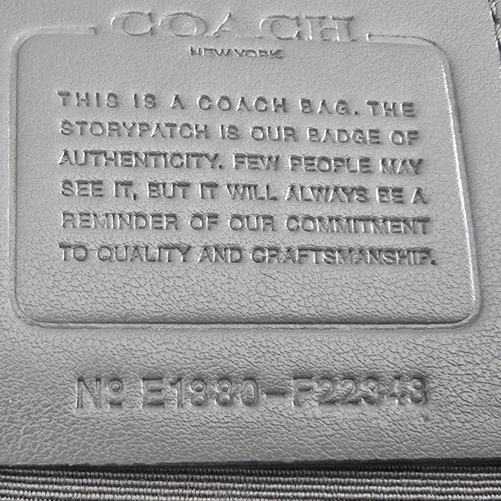 Coach Faye Carryall F22348 Crossbody Bag - Picture 9 of 14